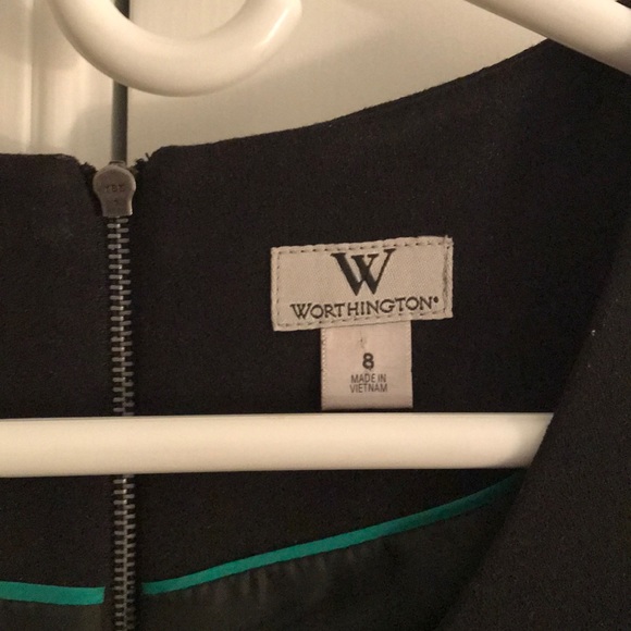 Simple perfect dress - Picture 3 of 3